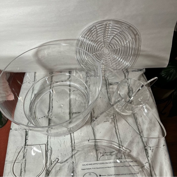 Acrylic Serving Bowl Divided W/dip Bowl  & Utensils Veggies, Fruits,cold salads - Picture 6 of 16